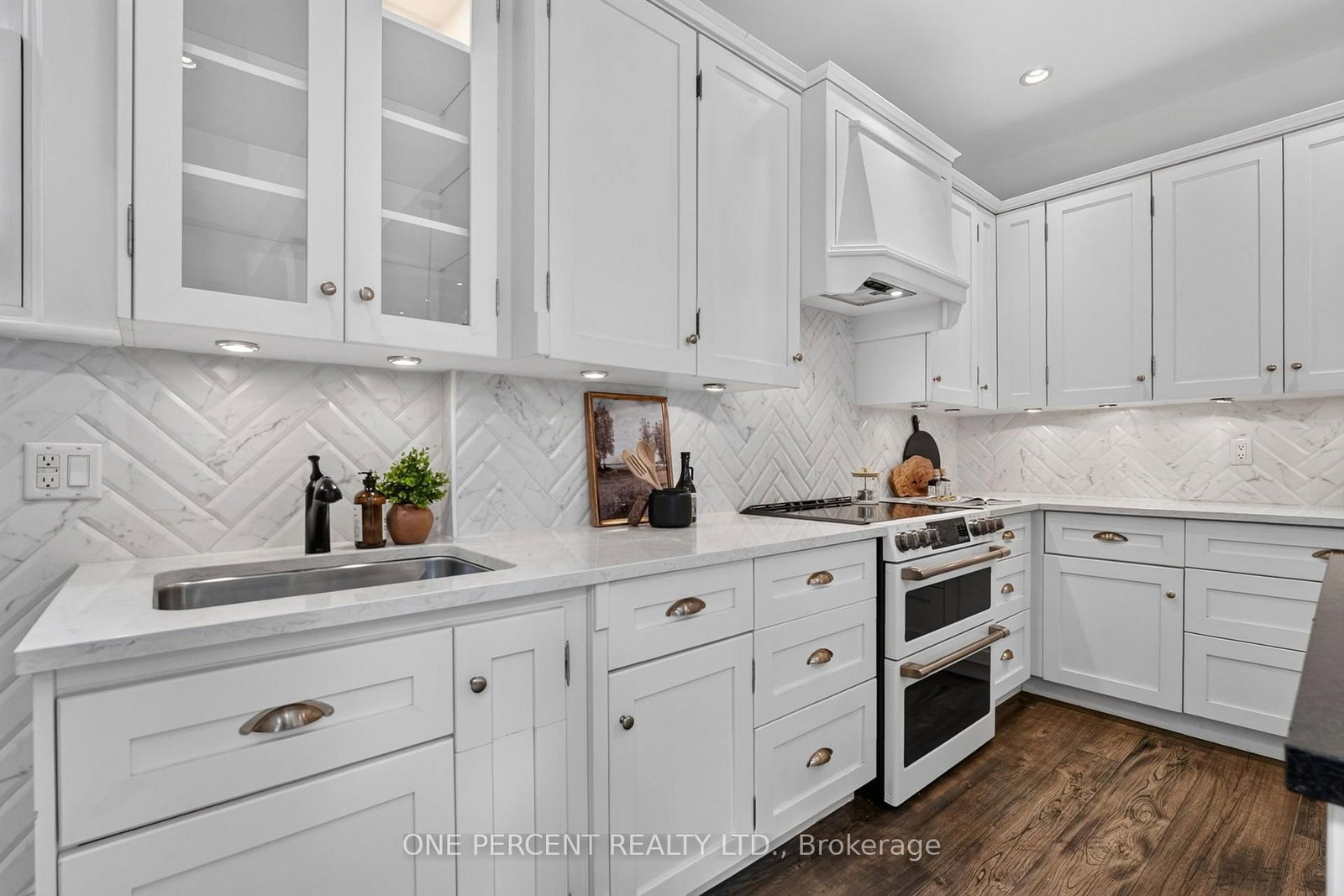 16 Beulah Avenue • Hamilton, ON photo 18