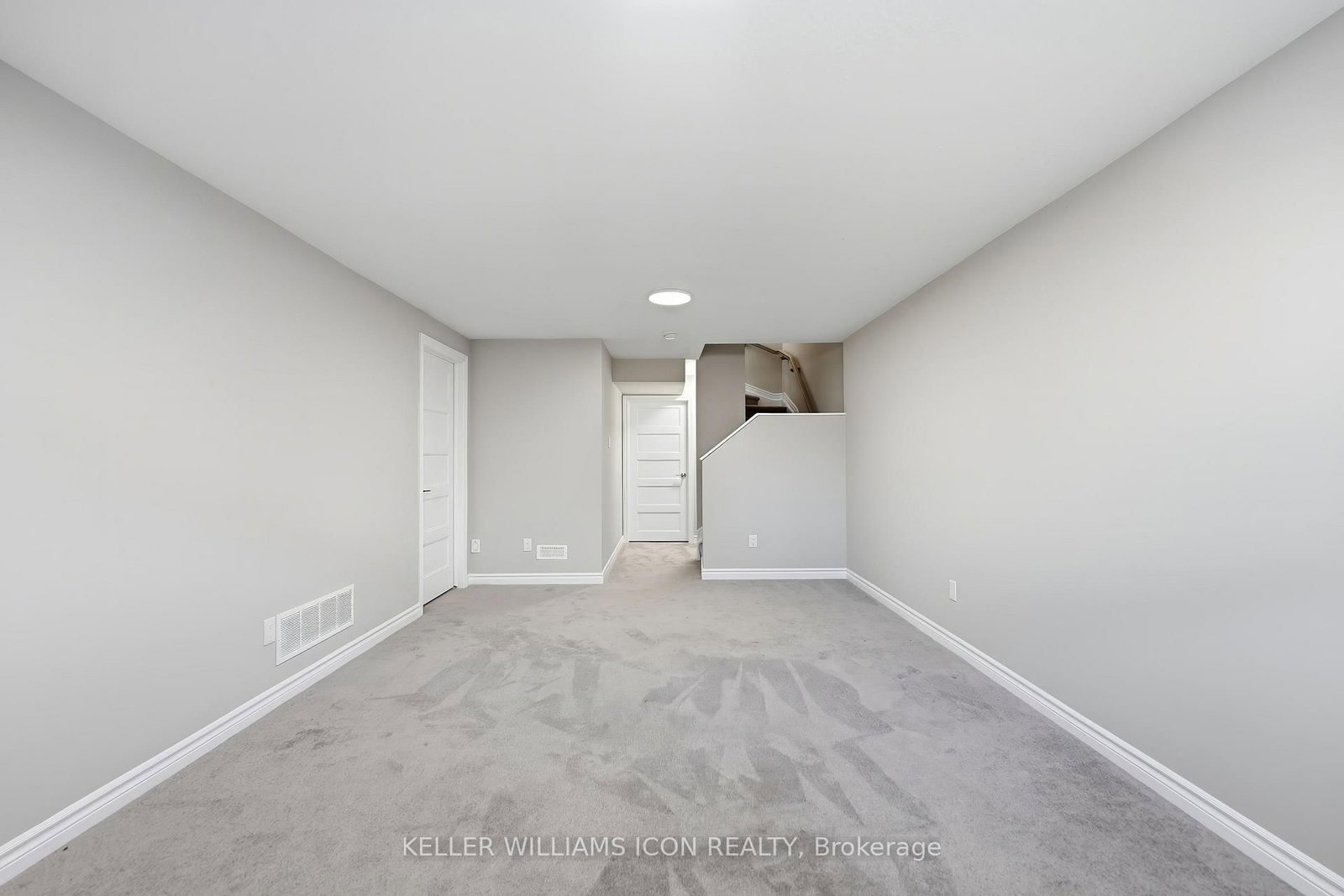 235 BANDELIER Way • Ottawa, ON photo 32