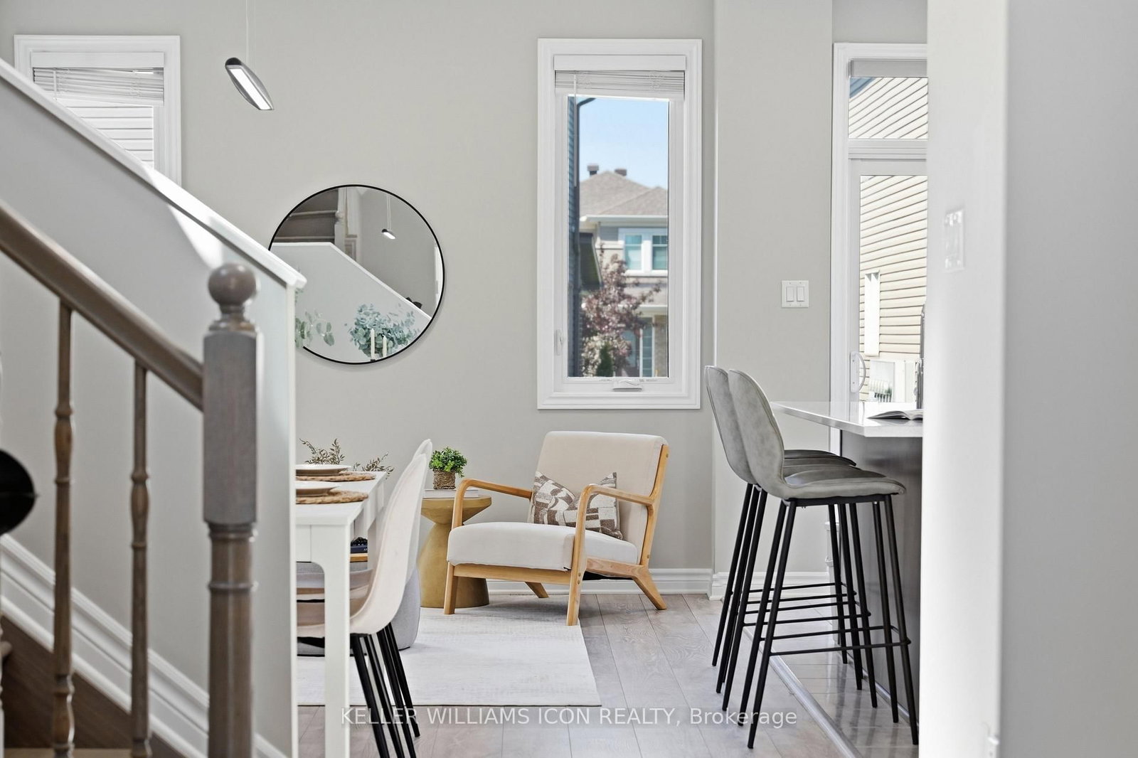 235 BANDELIER Way • Ottawa, ON photo 6