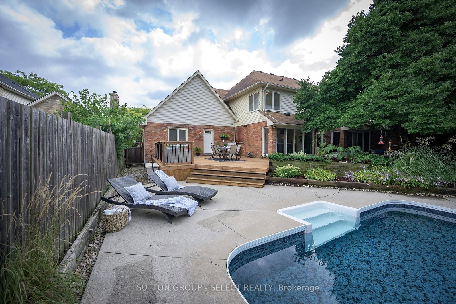 1316 Corley Drive N • London North, ON photo 45