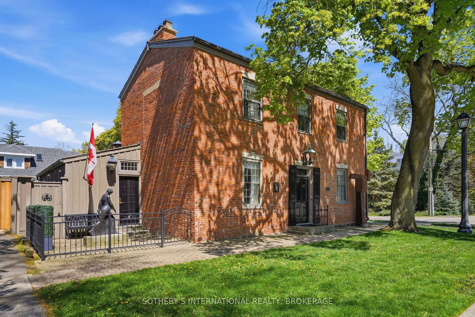 55 Prideaux Street • Niagara-on-the-Lake, ON photo 1