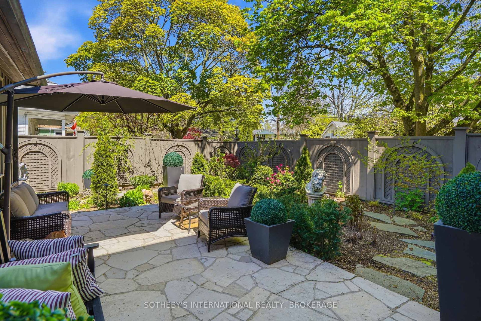 55 Prideaux Street • Niagara-on-the-Lake, ON photo 5