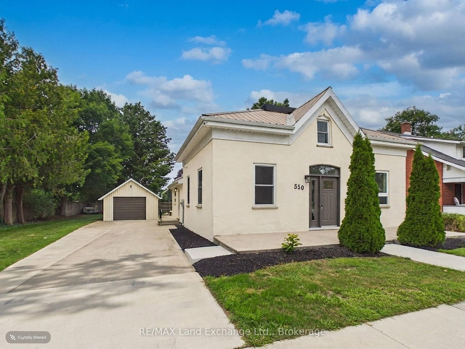 550 Queen Street • Kincardine, ON photo 1