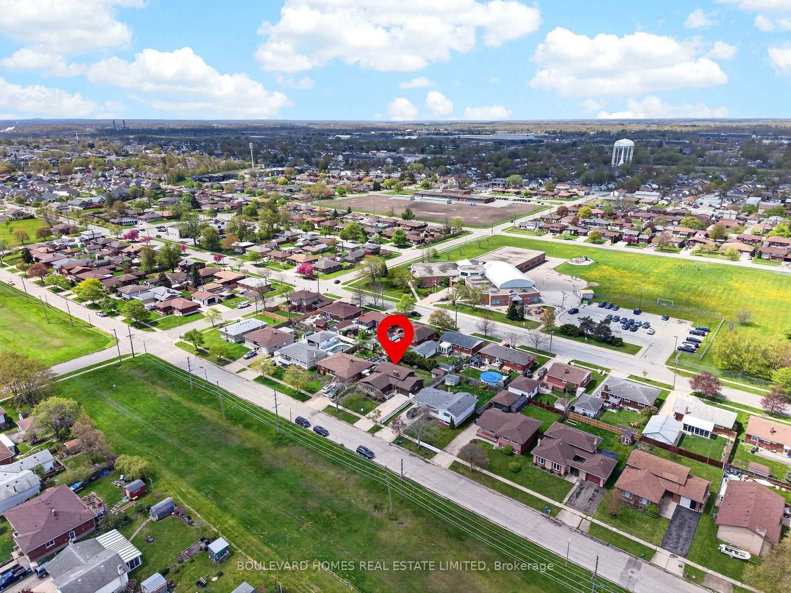 66 Watt Avenue • Welland, ON photo 44