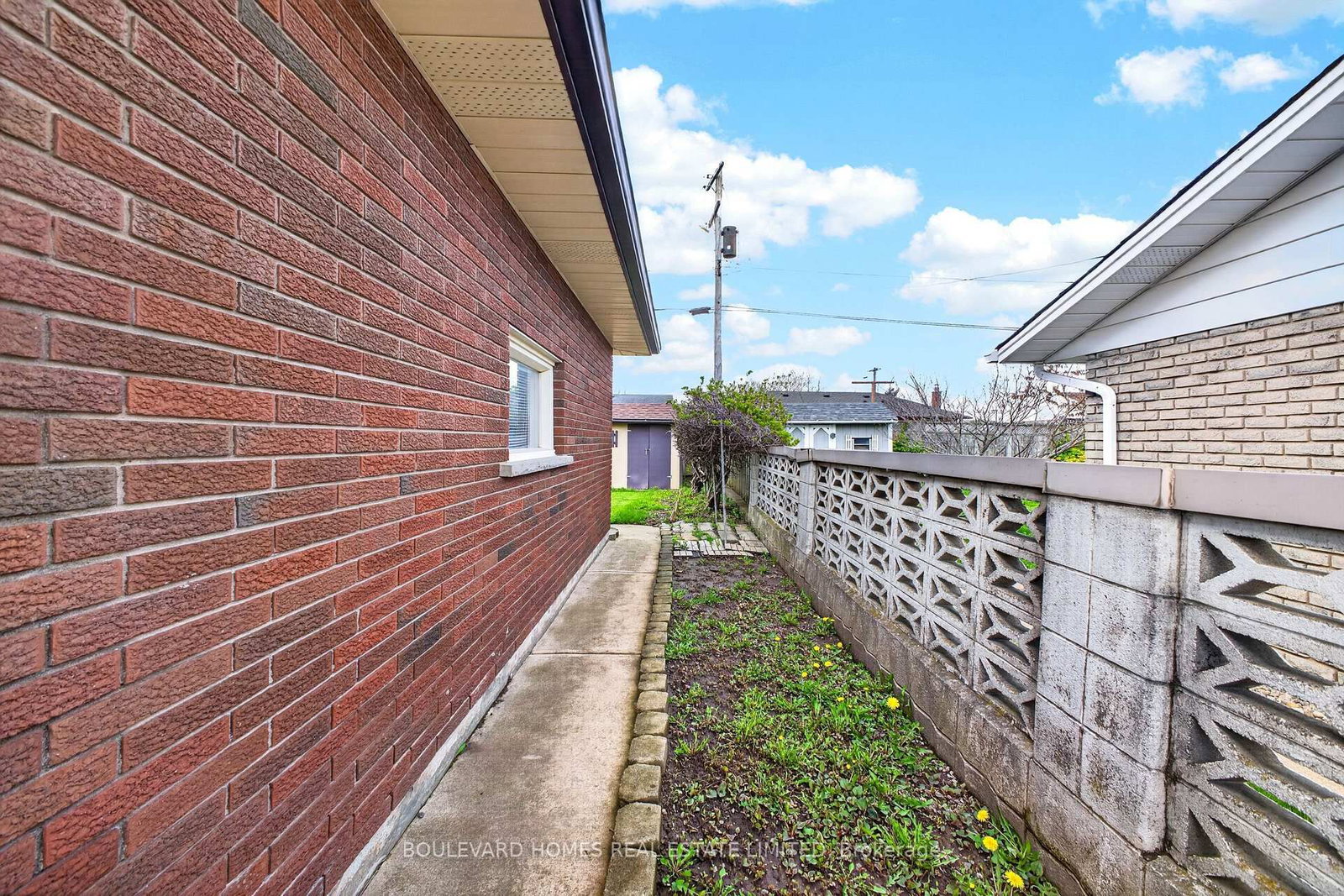 66 Watt Avenue • Welland, ON photo 6