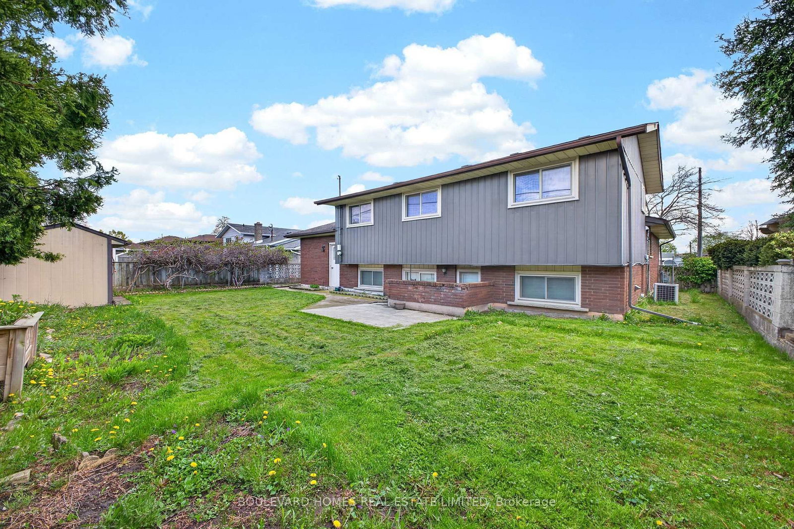66 Watt Avenue • Welland, ON photo 8