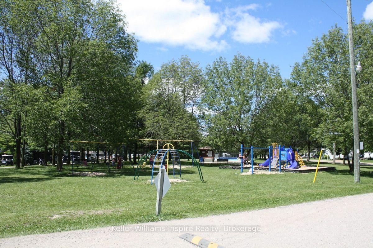 619 OAK Street • Centre Wellington, ON photo 29