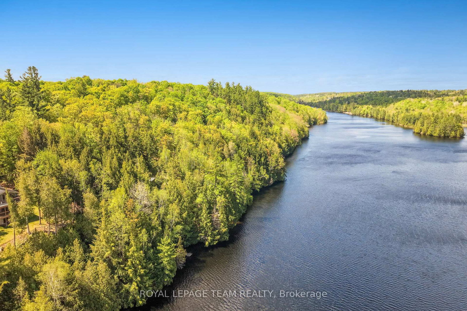110 Mcvicar Lane • White Lake, ON photo 4