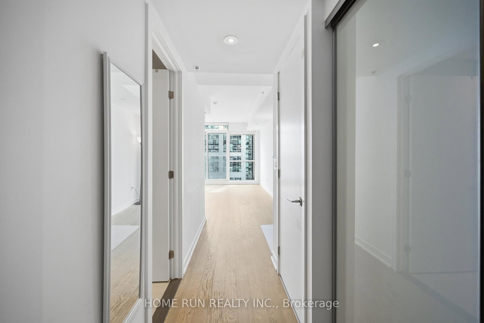 199 Slater Street • #1007 • Ottawa, ON photo 3