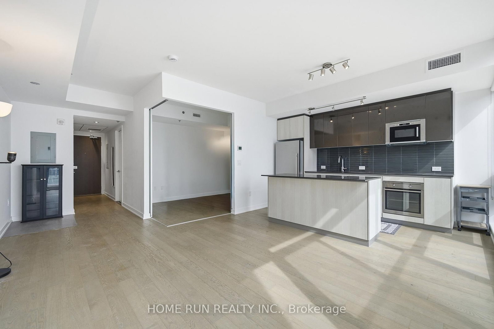 199 Slater Street • #1007 • Ottawa, ON photo 6