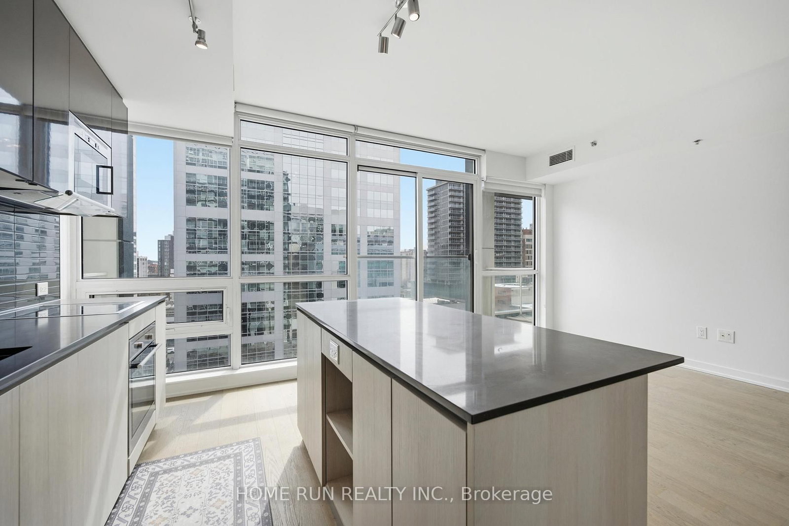 199 Slater Street • #1007 • Ottawa, ON photo 9