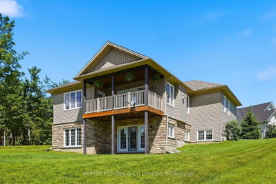 29 Church Street • Melancthon, ON photo 2