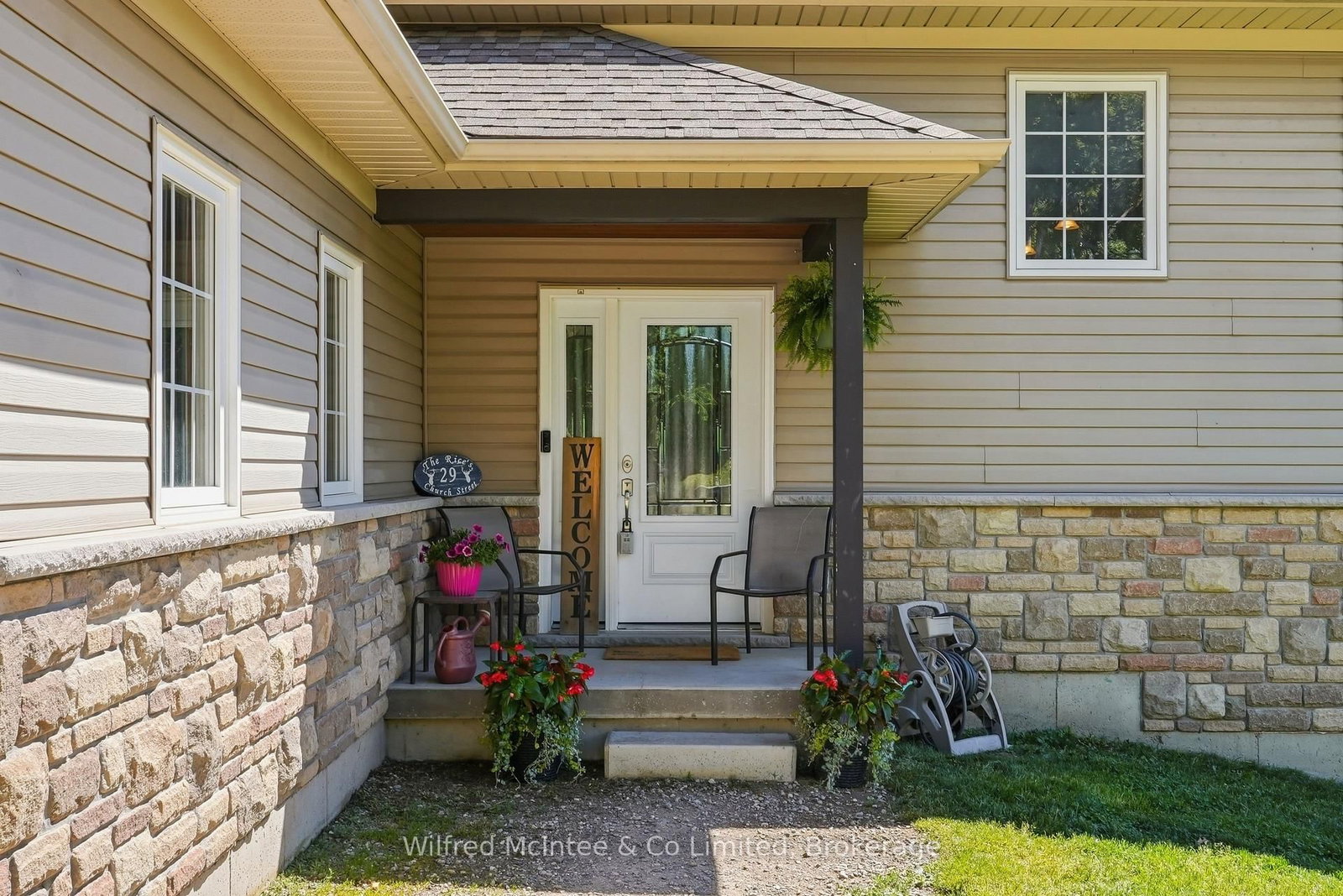 29 Church Street • Melancthon, ON photo 5