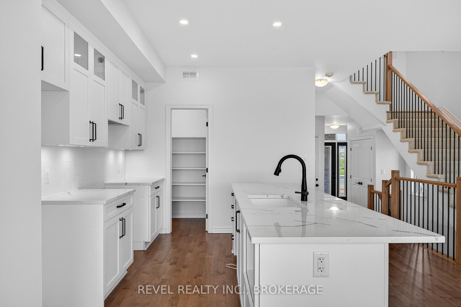 1415 Demers Avenue • Kingston, ON photo 11