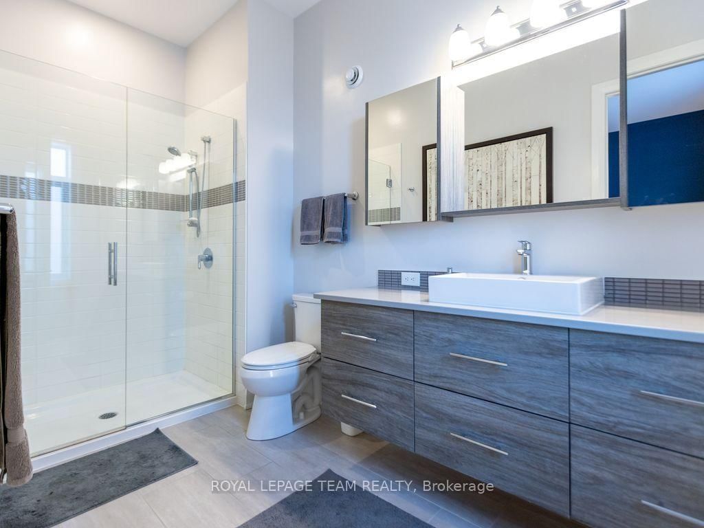 729 Carnelian Crescent • Ottawa, ON photo 17