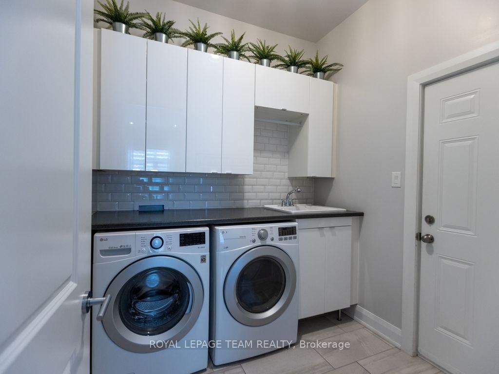 729 Carnelian Crescent • Ottawa, ON photo 20