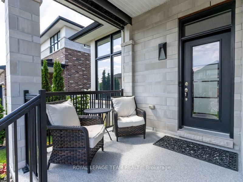 729 Carnelian Crescent