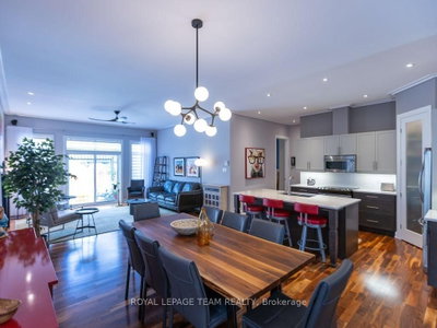 729 Carnelian Crescent • Ottawa, ON photo 6