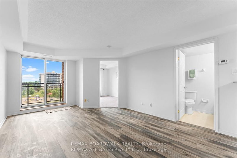 5S - 310 Central Park Drive