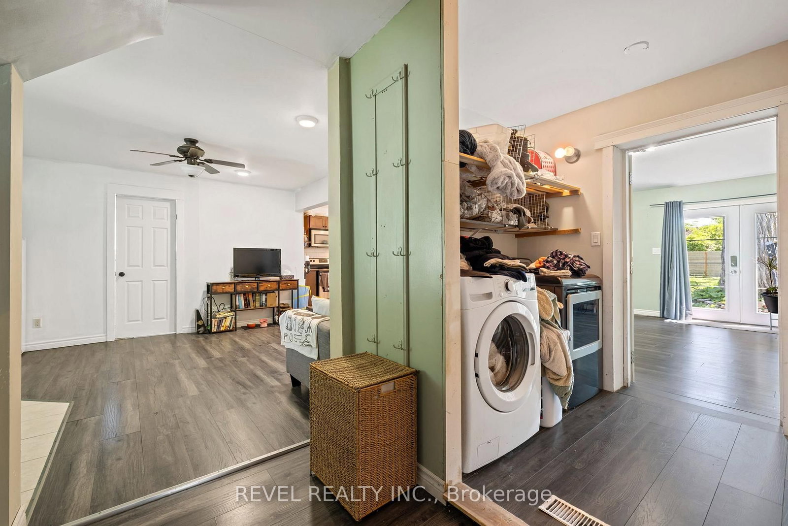 54 Chestnut Street E • St. Catharines, ON photo 18