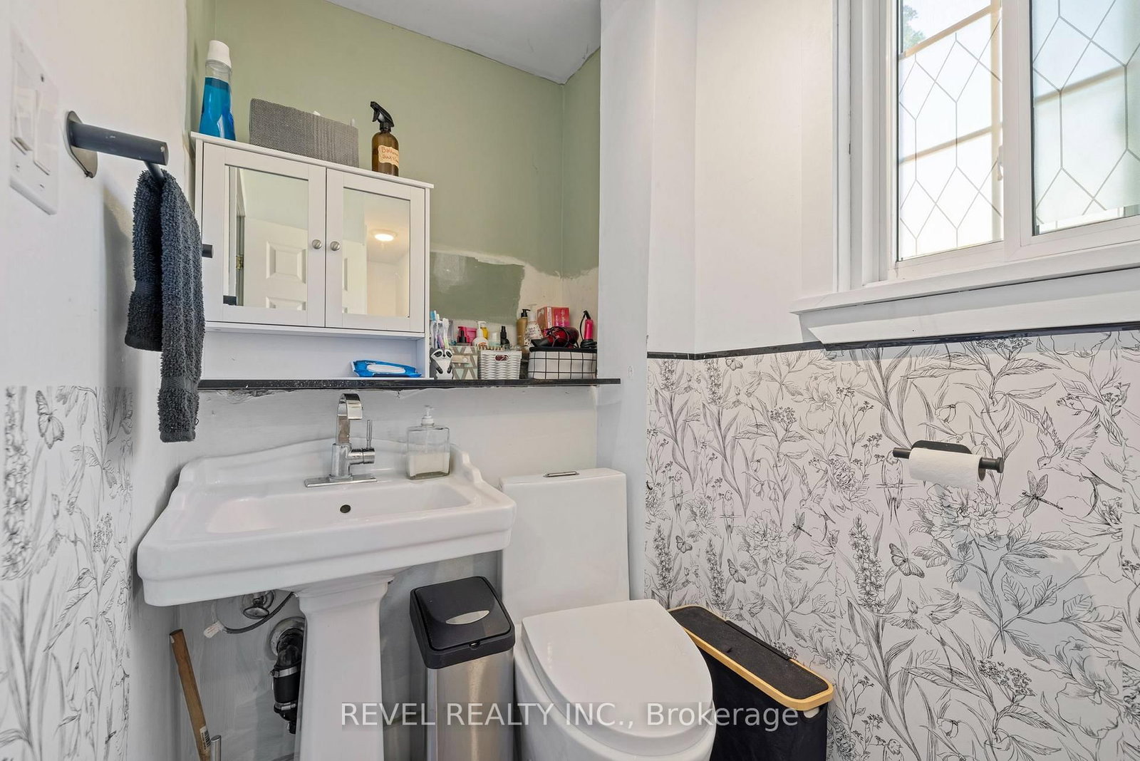 54 Chestnut Street E • St. Catharines, ON photo 23