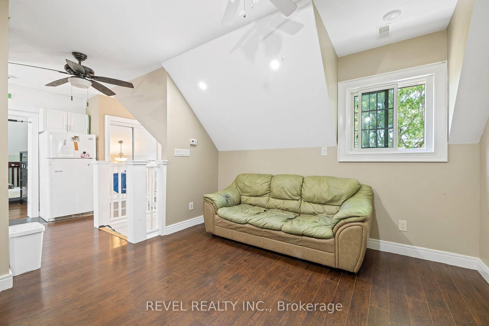 54 Chestnut Street E • St. Catharines, ON photo 30