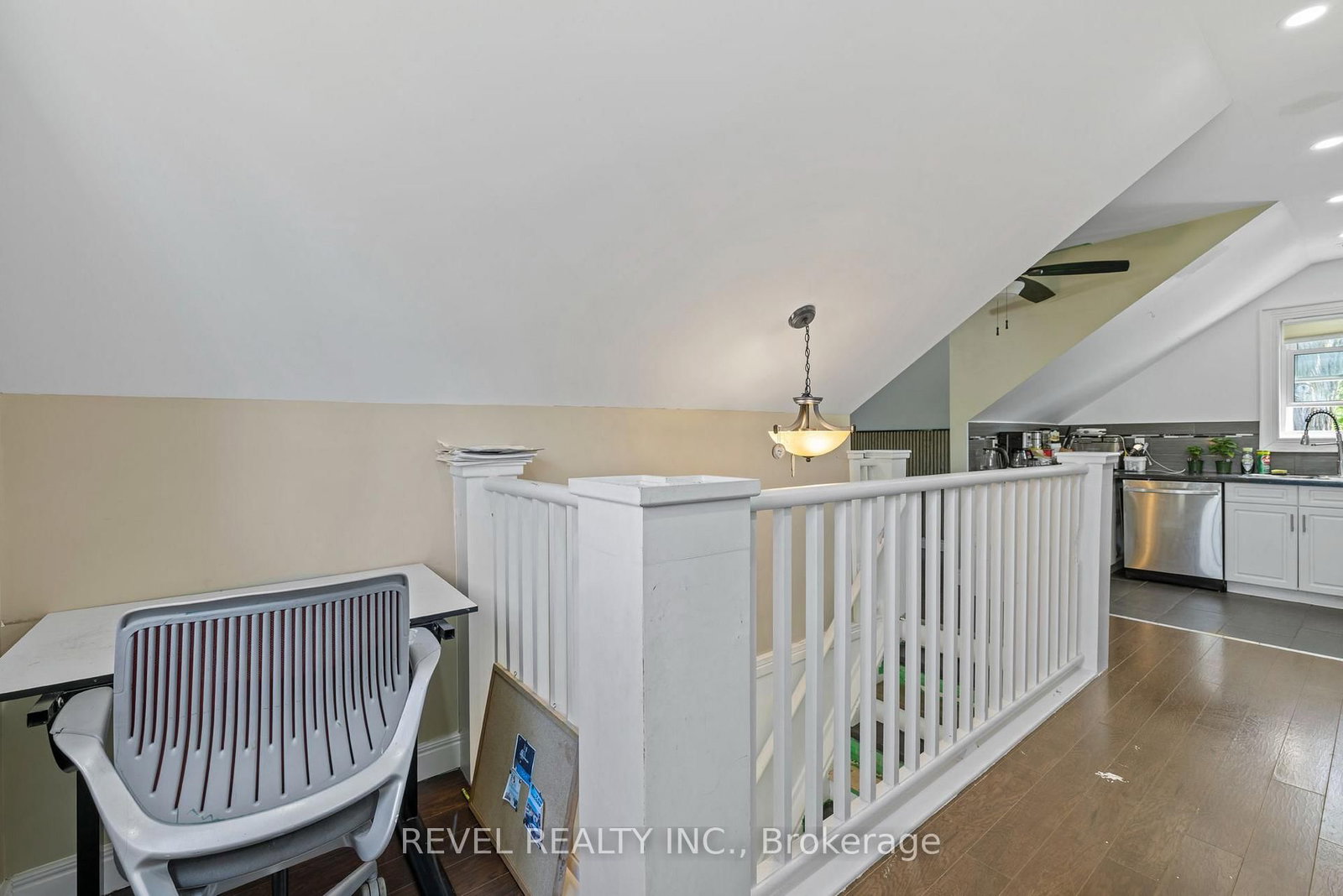 54 Chestnut Street E • St. Catharines, ON photo 33