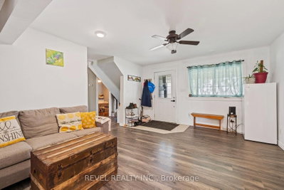 54 Chestnut Street E • St. Catharines, ON photo 5