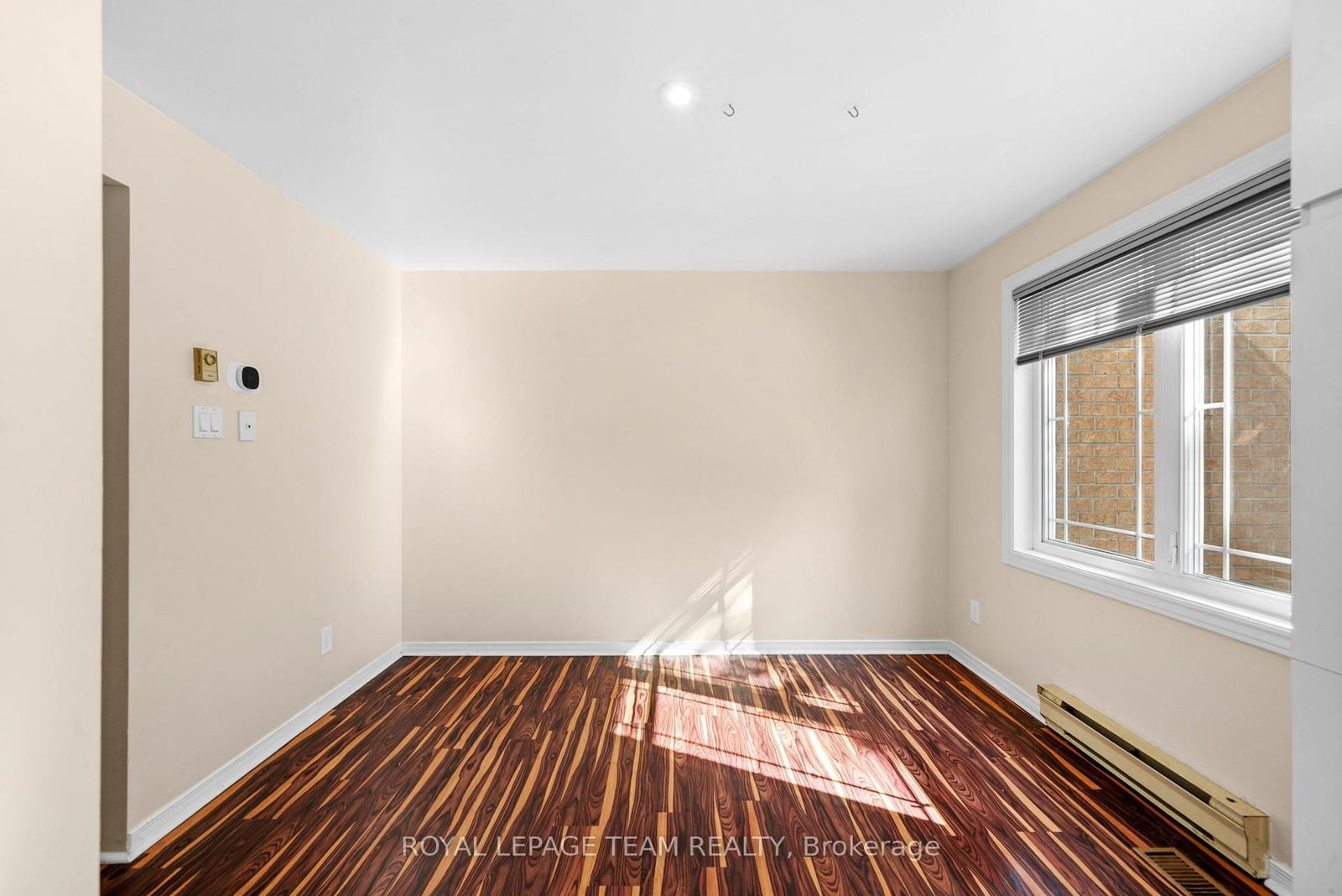 8 Mannington Court • Ottawa, ON photo 18