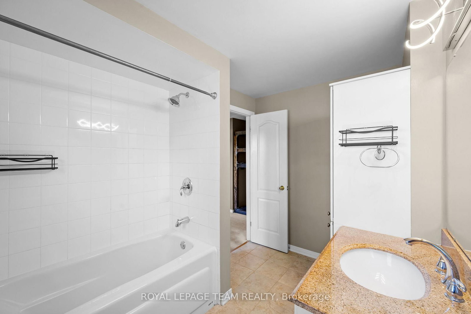8 Mannington Court • Ottawa, ON photo 21