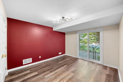 8 Mannington Court • Ottawa, ON photo 5
