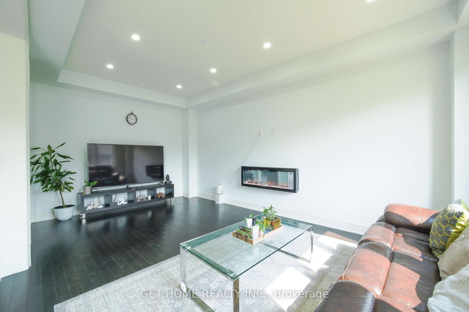 114 Attwater Drive • Cambridge, ON photo 12