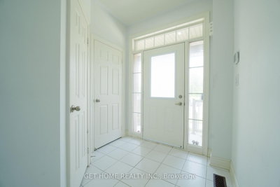 114 Attwater Drive • Cambridge, ON photo 4