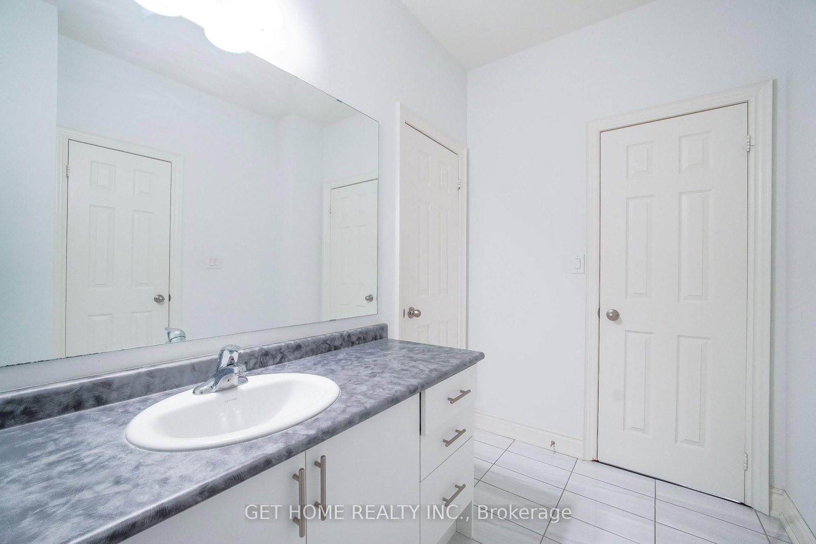 114 Attwater Drive • Cambridge, ON photo 45