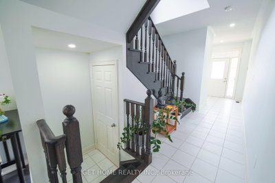 114 Attwater Drive • Cambridge, ON photo 6