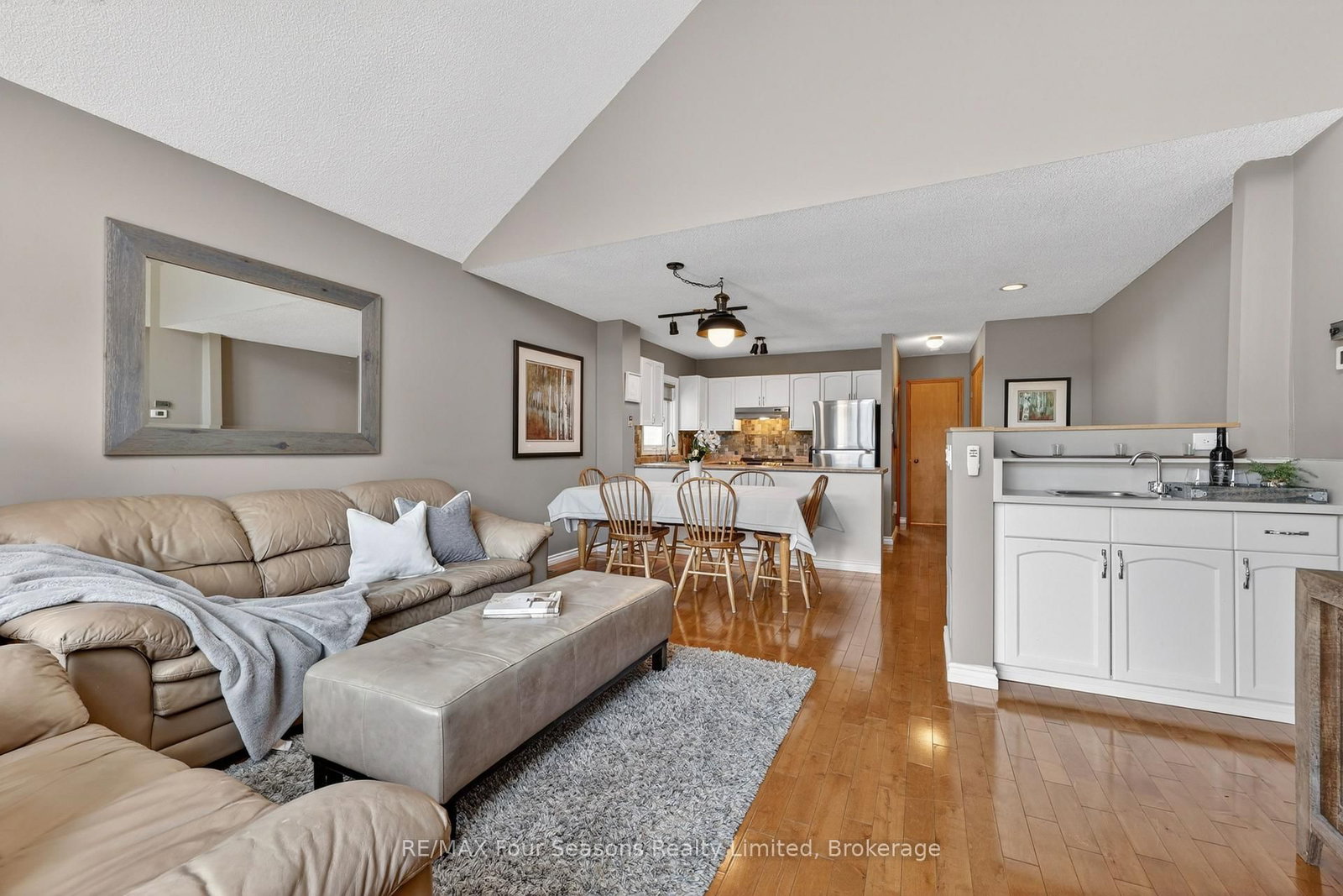 104 Kellie's Way • #21 • Blue Mountains, ON photo 14