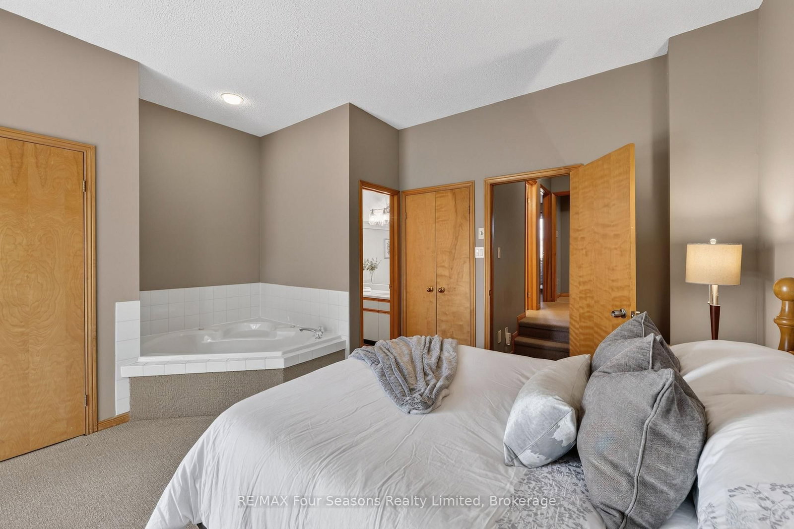 104 Kellie's Way • #21 • Blue Mountains, ON photo 18
