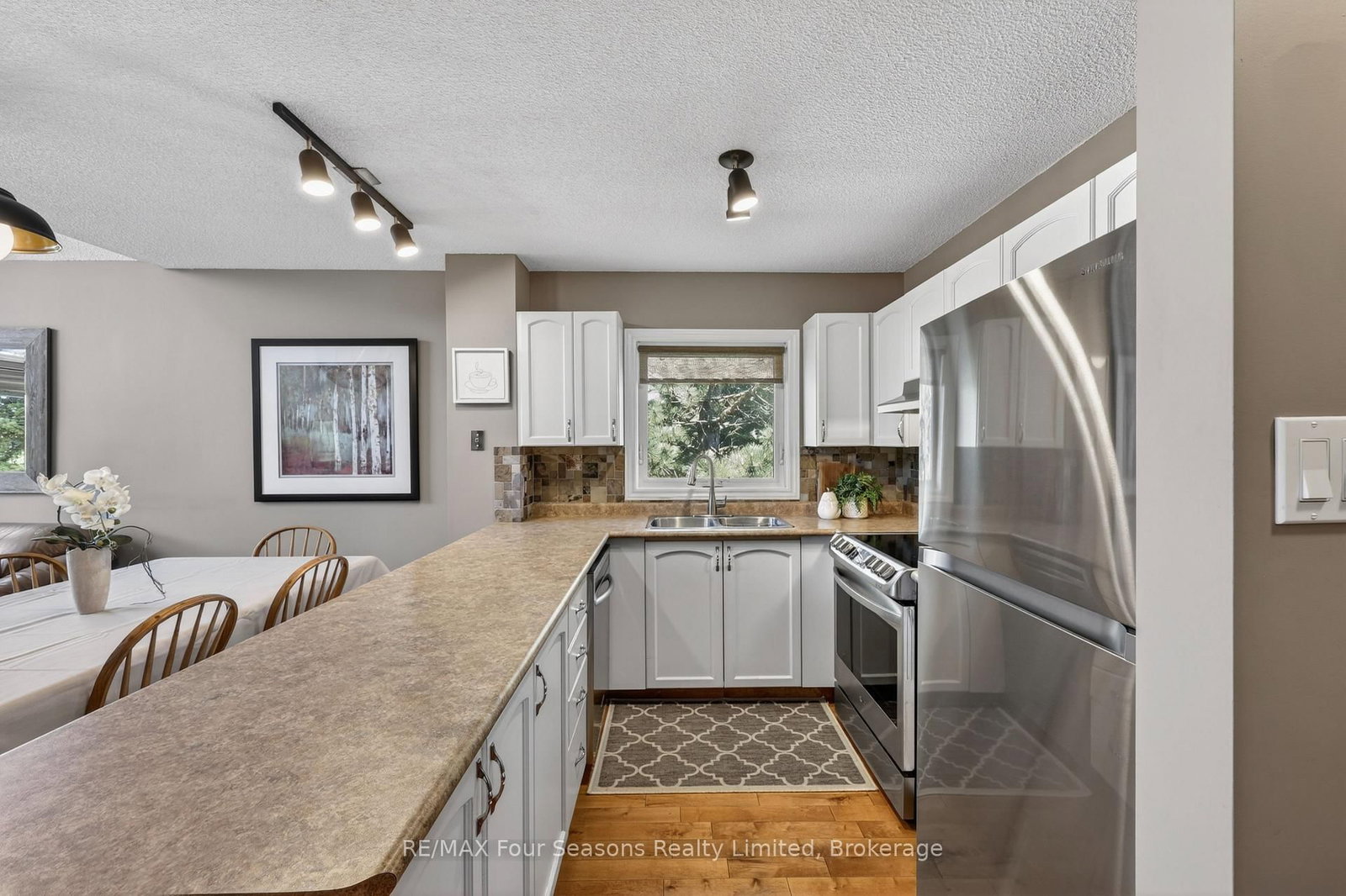 104 Kellie's Way • #21 • Blue Mountains, ON photo 9