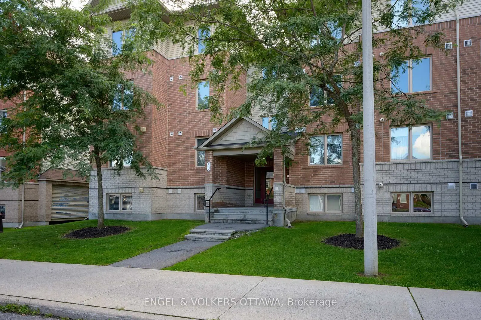 7 - 50 Barnstone Drive, Ottawa, ON — photo 2