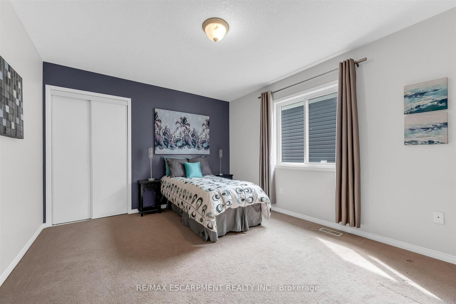 125 Voyager Pass • Hamilton, ON photo 22