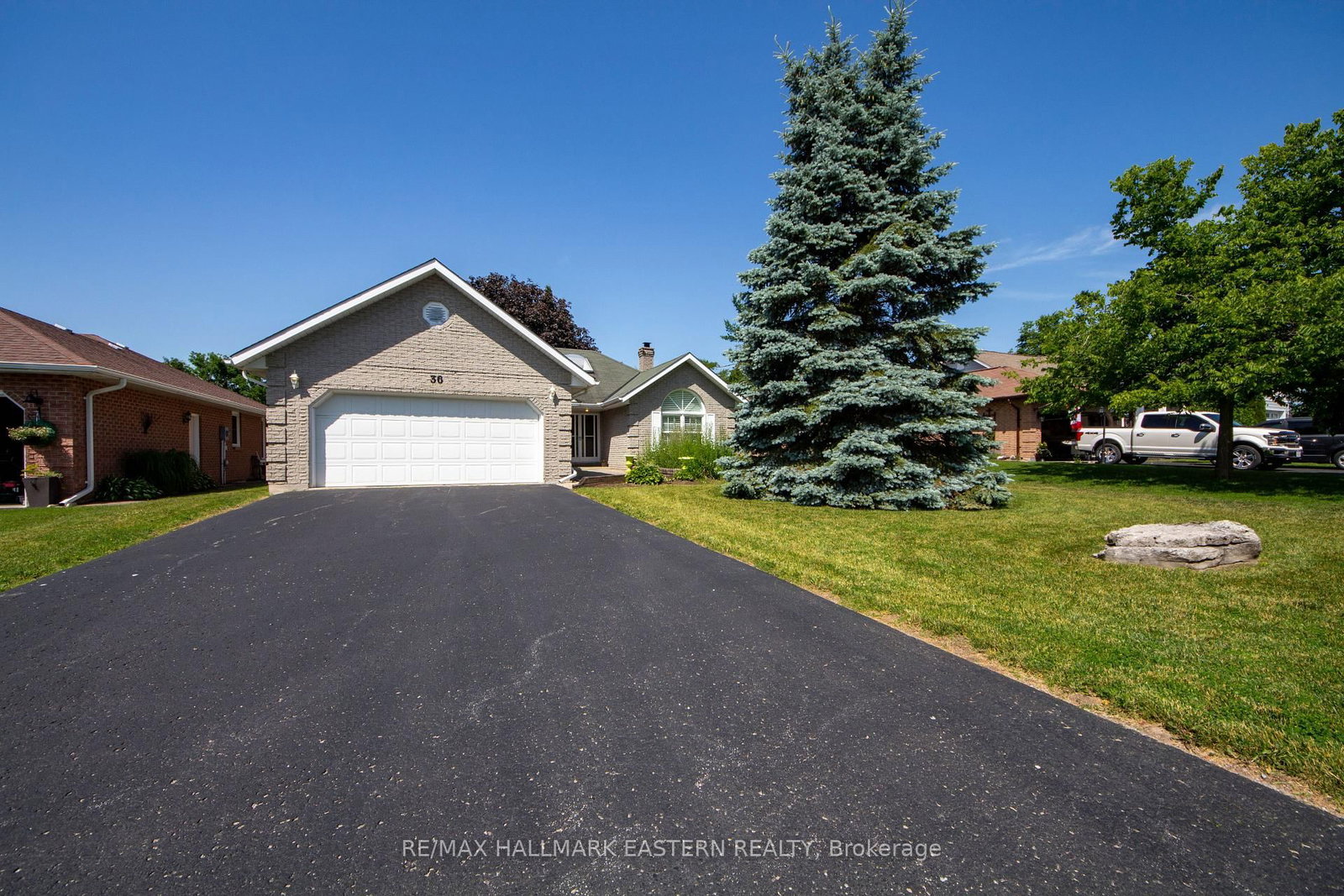 36 Russell Hill Road • Kawartha Lakes, ON photo 30