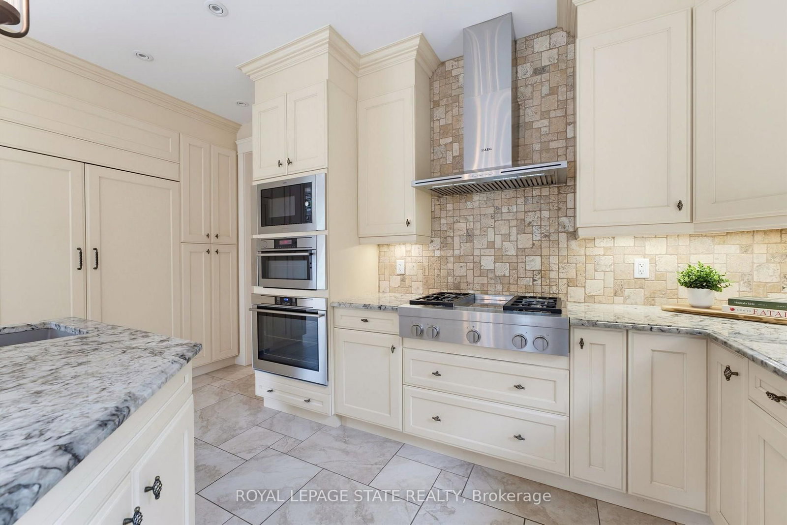 56 Academy Street • Hamilton, ON photo 28