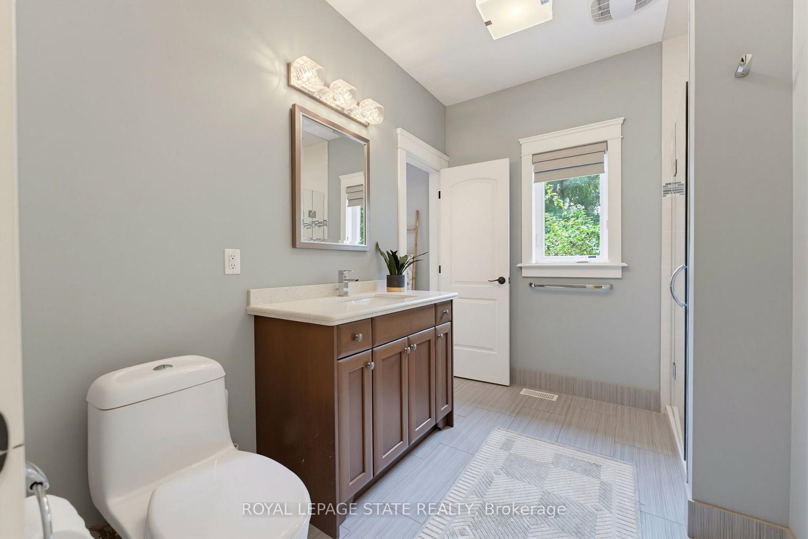 56 Academy Street • Hamilton, ON photo 38
