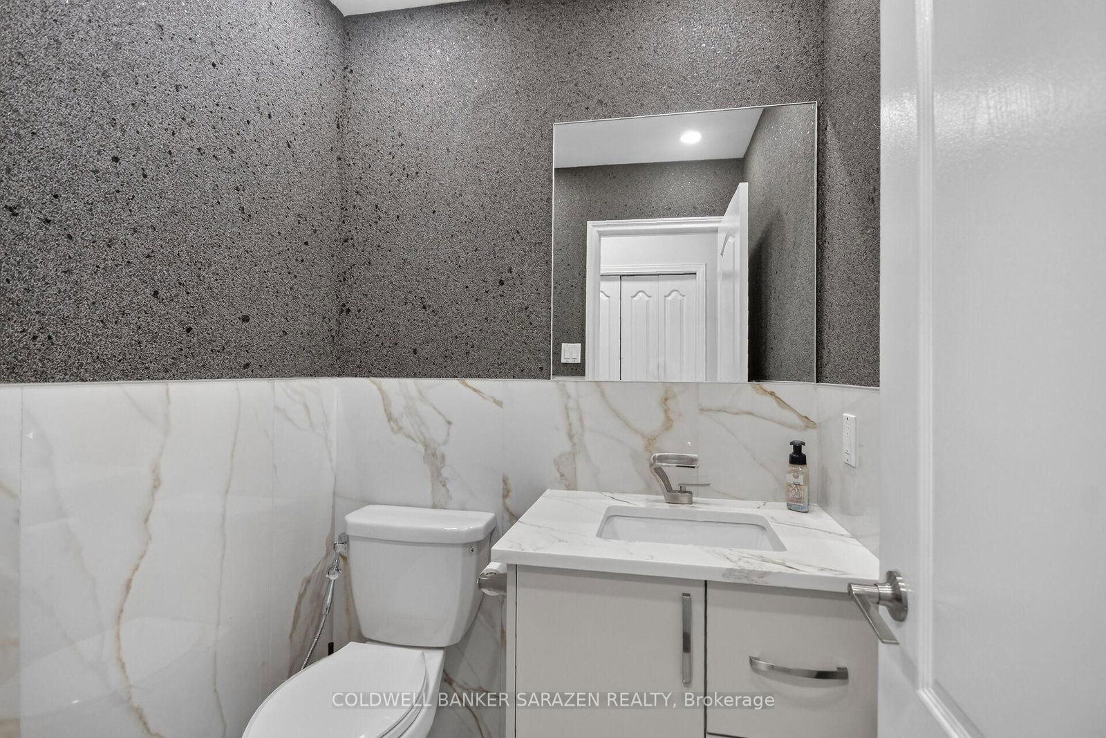 31 Fanterra Way • Ottawa, ON photo 20