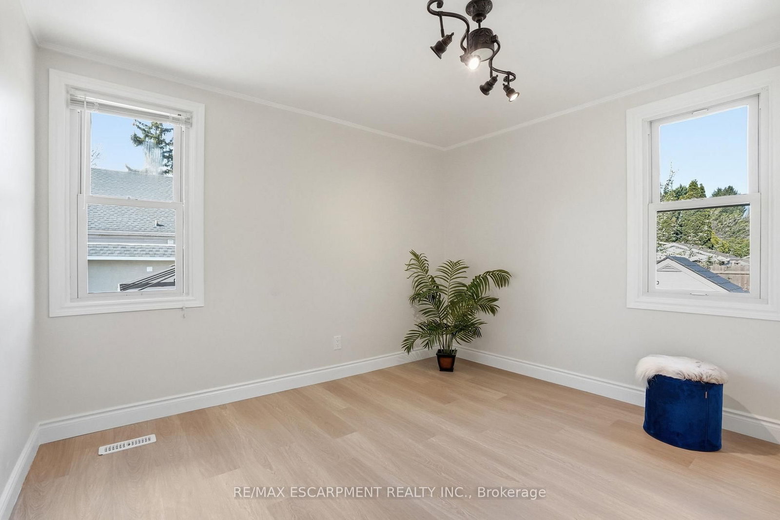 894 Garth Street • Hamilton, ON photo 21