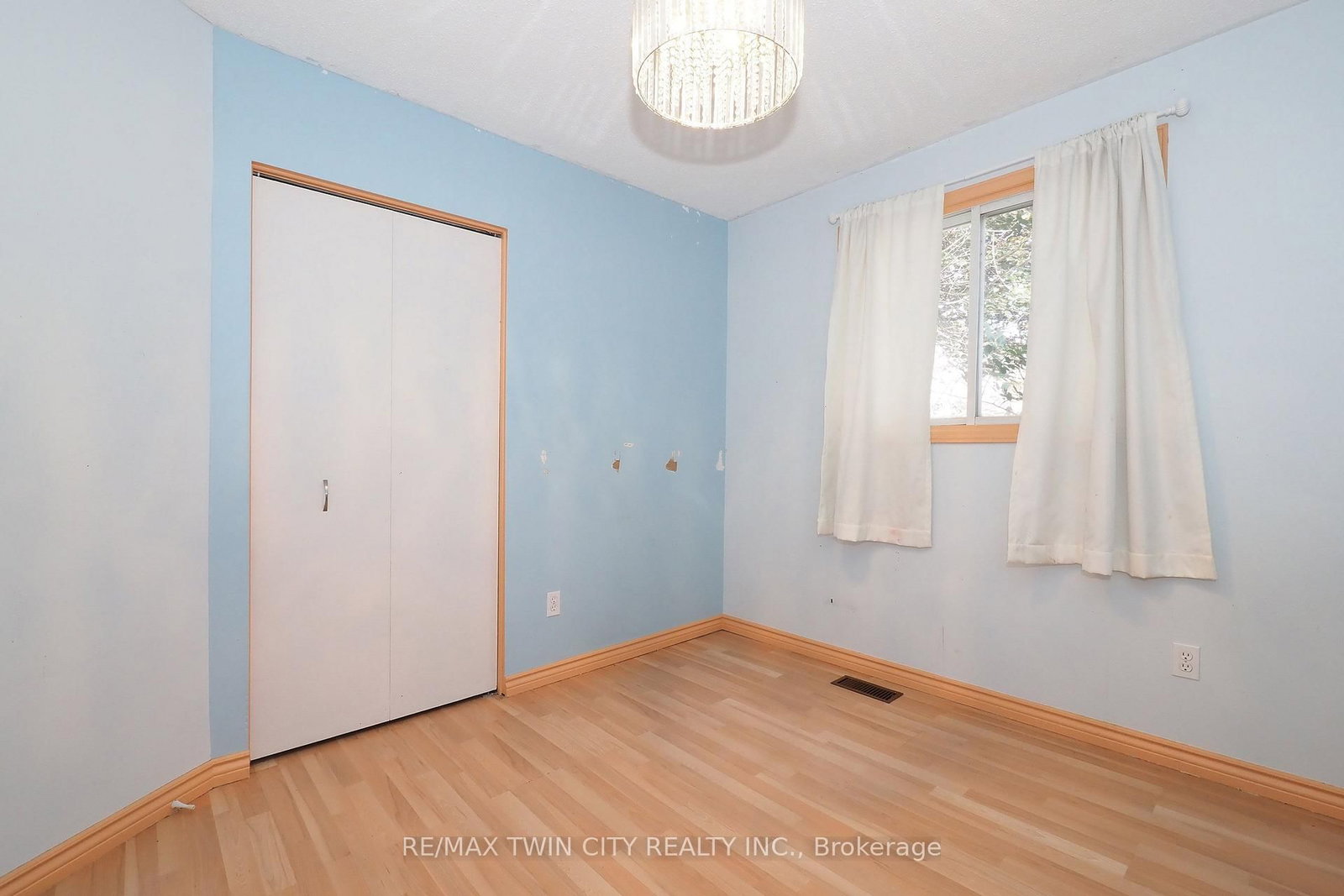 870 Strasburg Road • Kitchener, ON photo 23