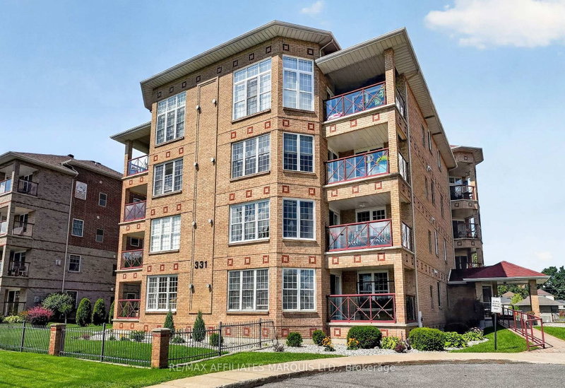 304 - 331 Water Street W