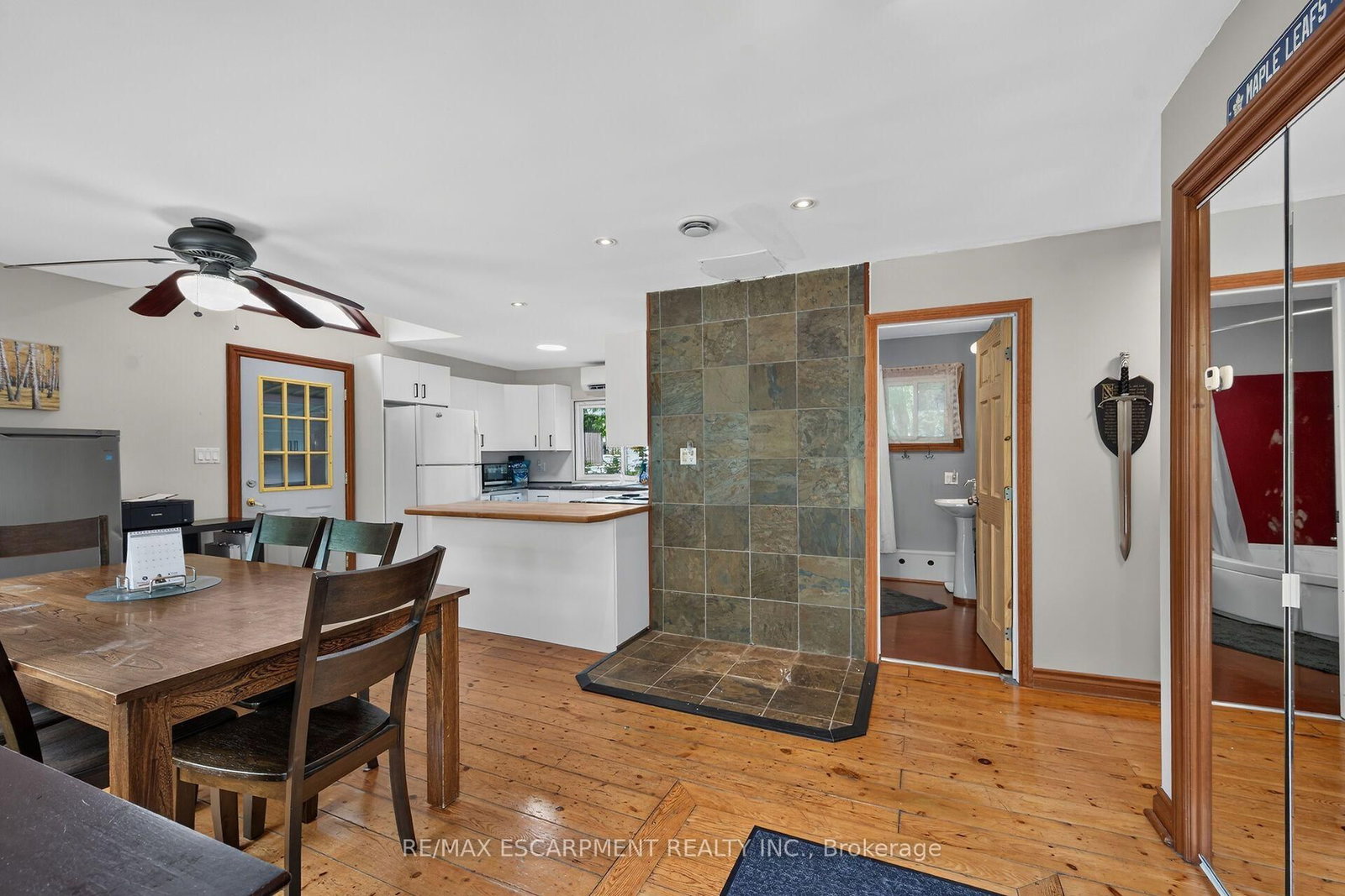 64 Windy Lane • Haldimand, ON photo 4