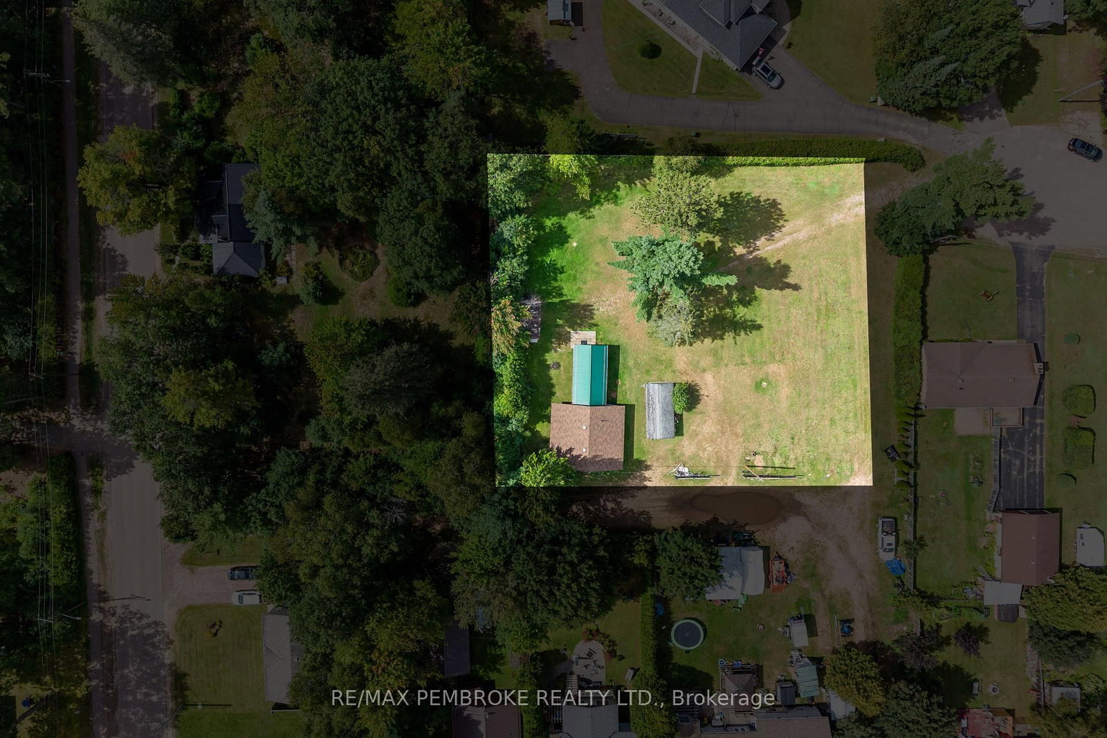 1469 Victoria Street • Petawawa, ON photo 30
