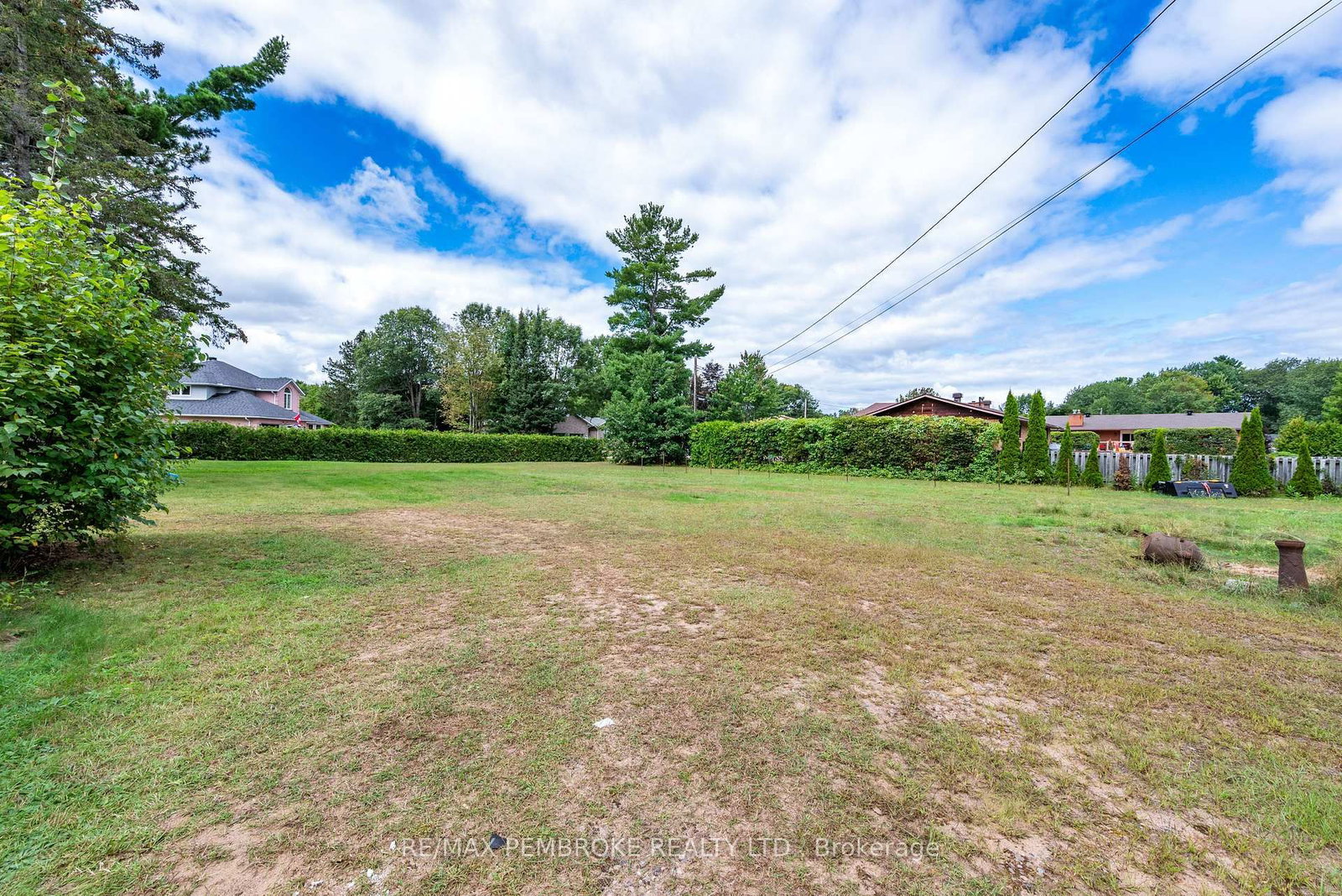1469 Victoria Street • Petawawa, ON photo 33